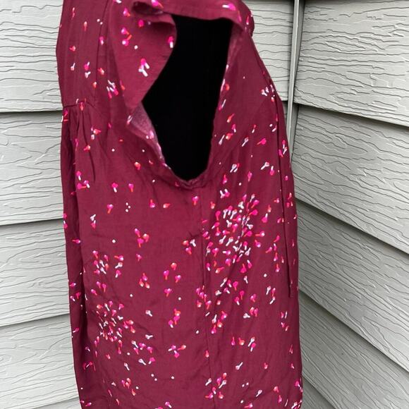 GAP blouse, V-neck, Maroon multicolor short sleeve women's size S, NWT - Picture 3 of 8